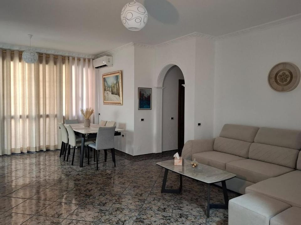 Melody Apartment Vlore Apartment in Vlorë