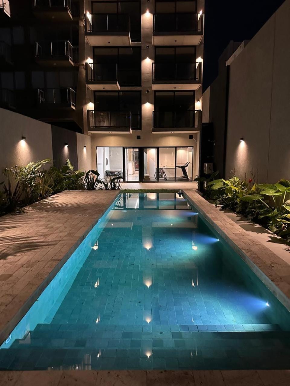 Garden, Swimming pool