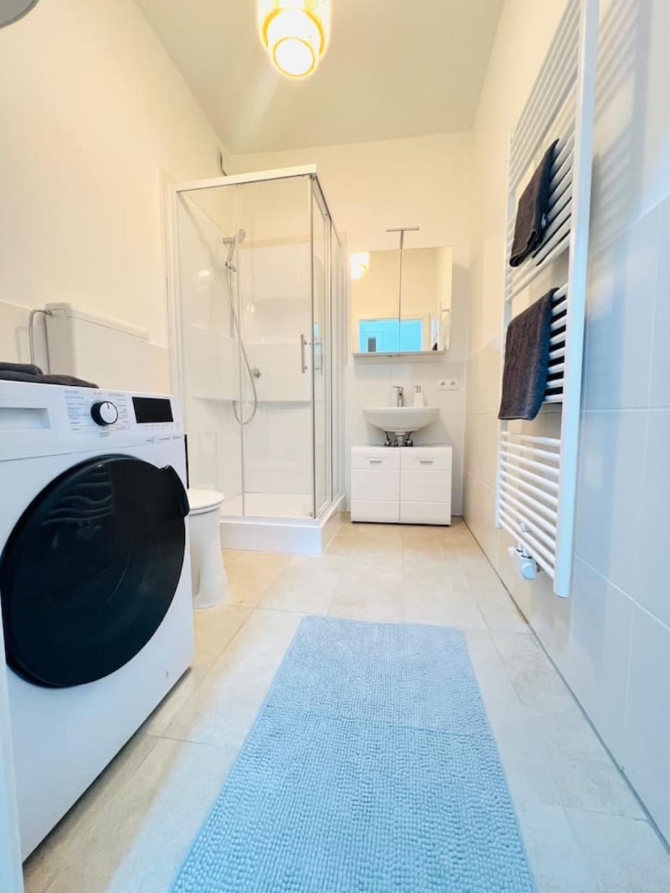 Modern New Eggenberg Top 1b Apartment in Graz