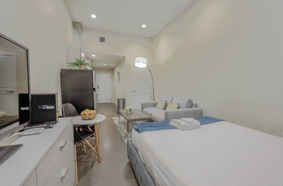 Keyless Entry Laundry in Bldg Pet Friendly Apartment in South Boston