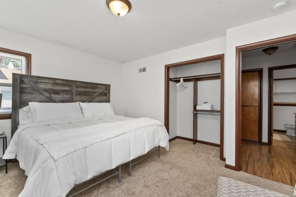 Relaxing Home Close to Malmstrom AFB and Aquatic Center House in Great Falls