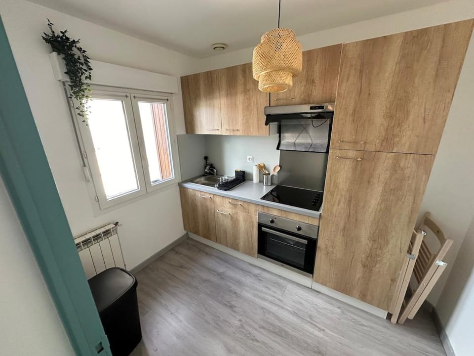 Appartement rénové et lumineux - 130 Apartment in Dax