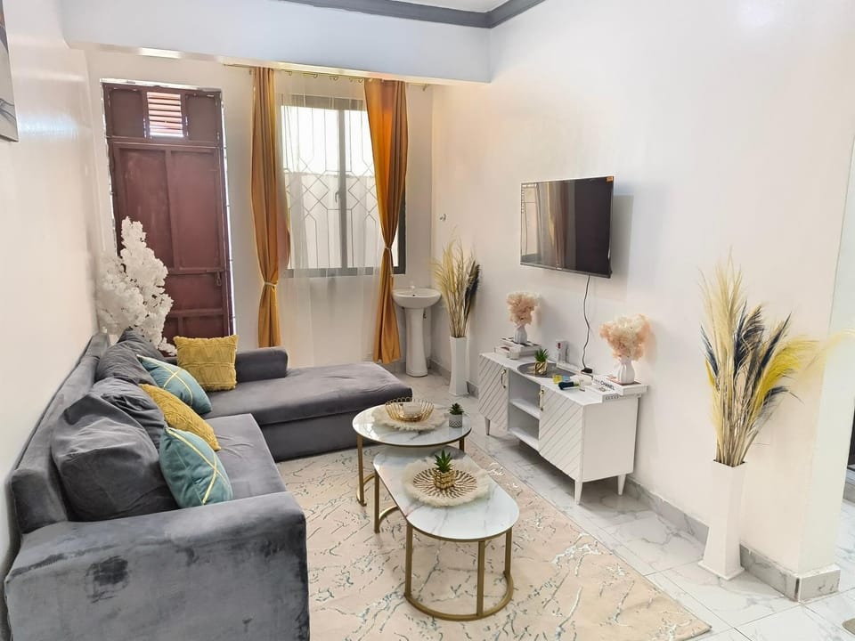 Mama Abayi Fakhi Apartment in Mombasa