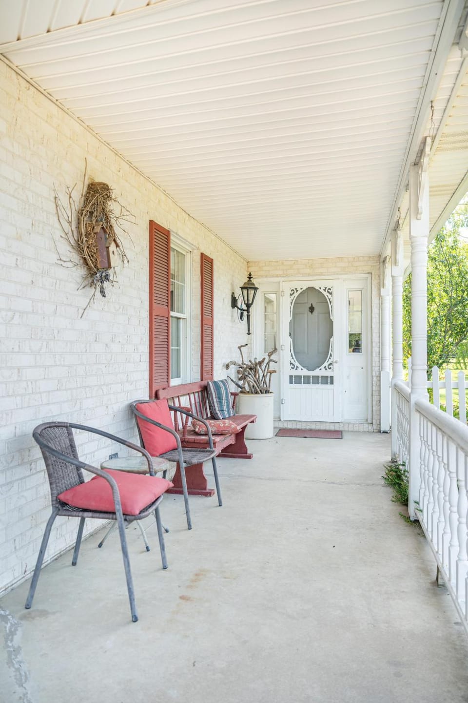 Country Cottage House in Ohio