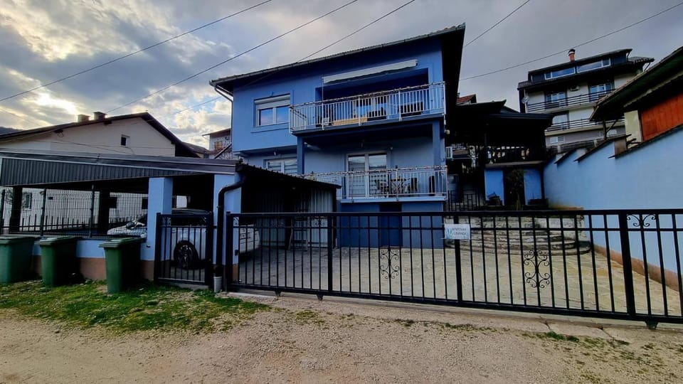 Property building, Day