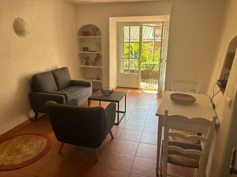 Authentic Ramatuelle Village House House in Gassin