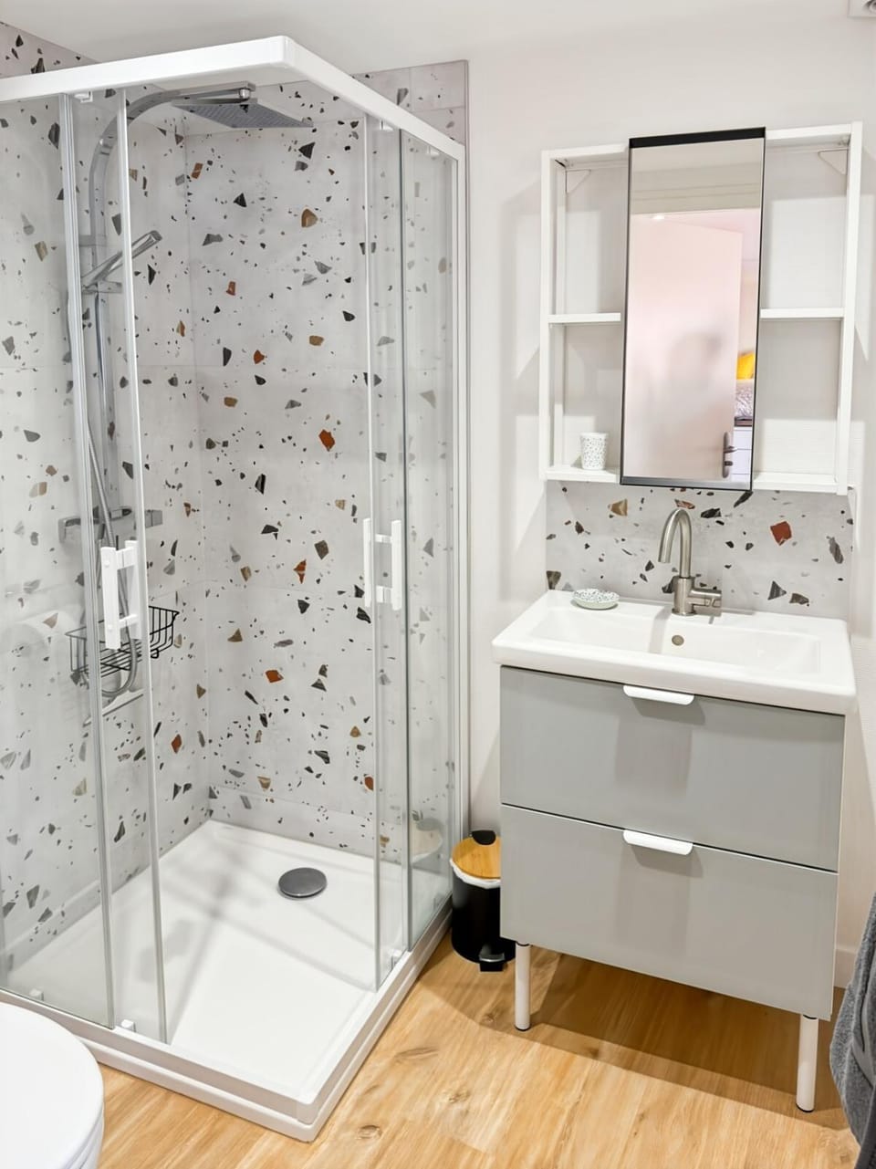 Shower, Toilet, Bathroom