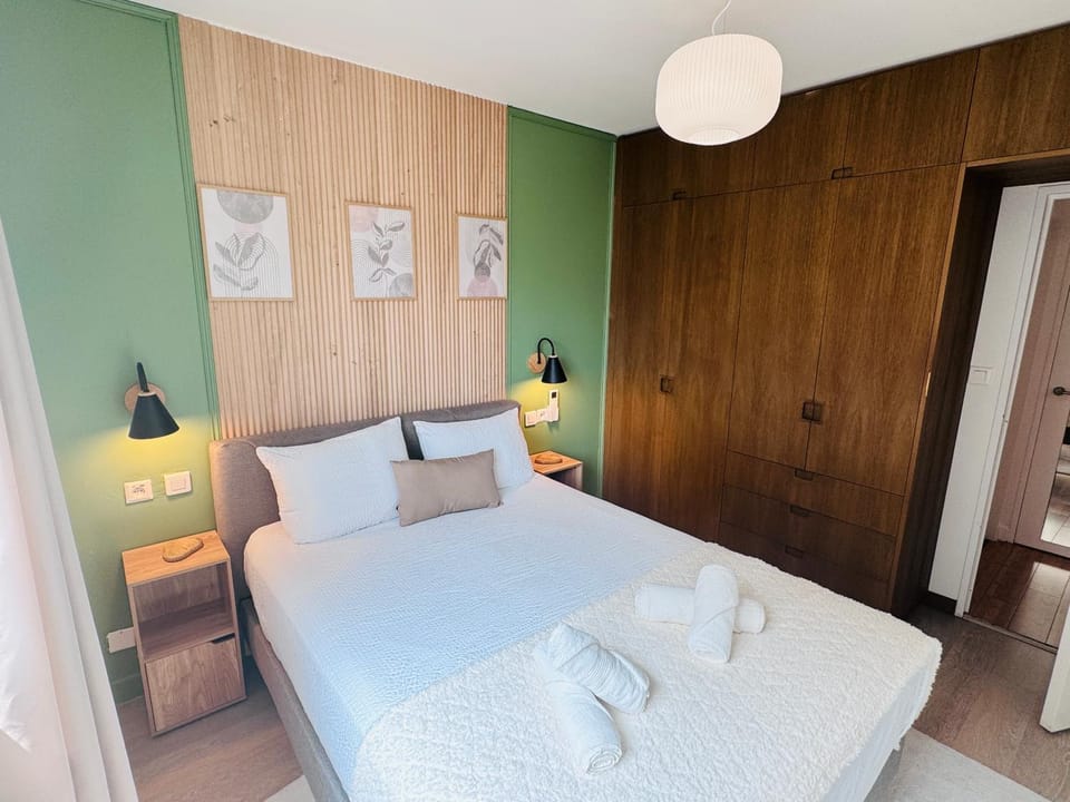 Bedroom, storage