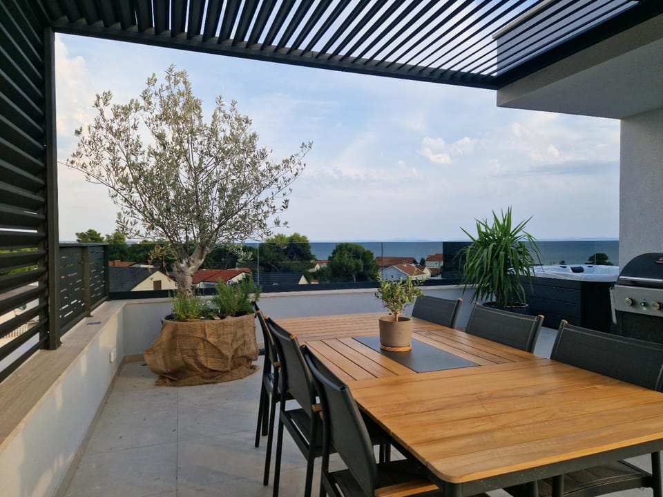 Adria-Vir Apartment in Zadar County