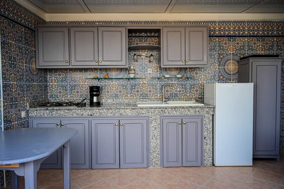 Meals, kitchen