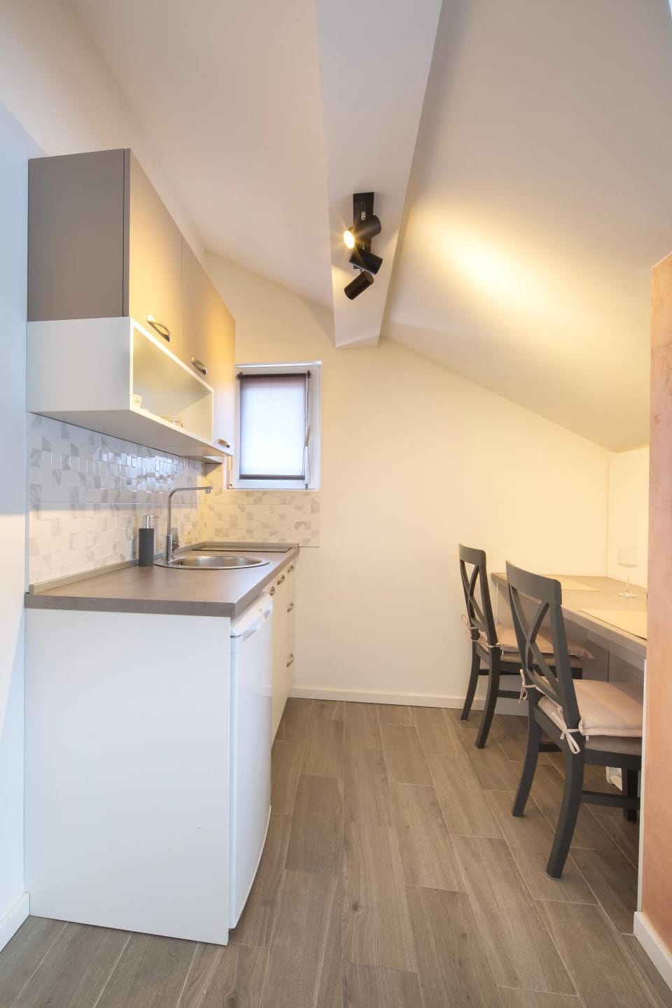 Kitchen or kitchenette, stove