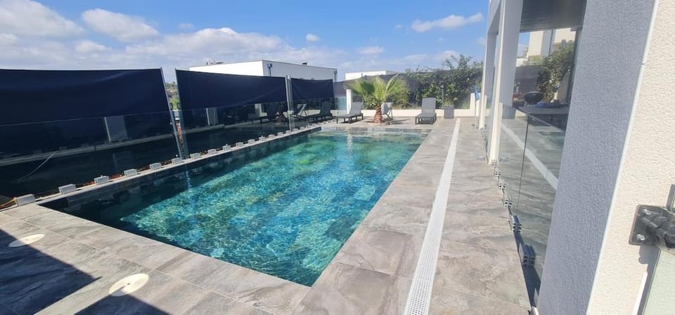 villa with swimming pool Villa in Occitanie