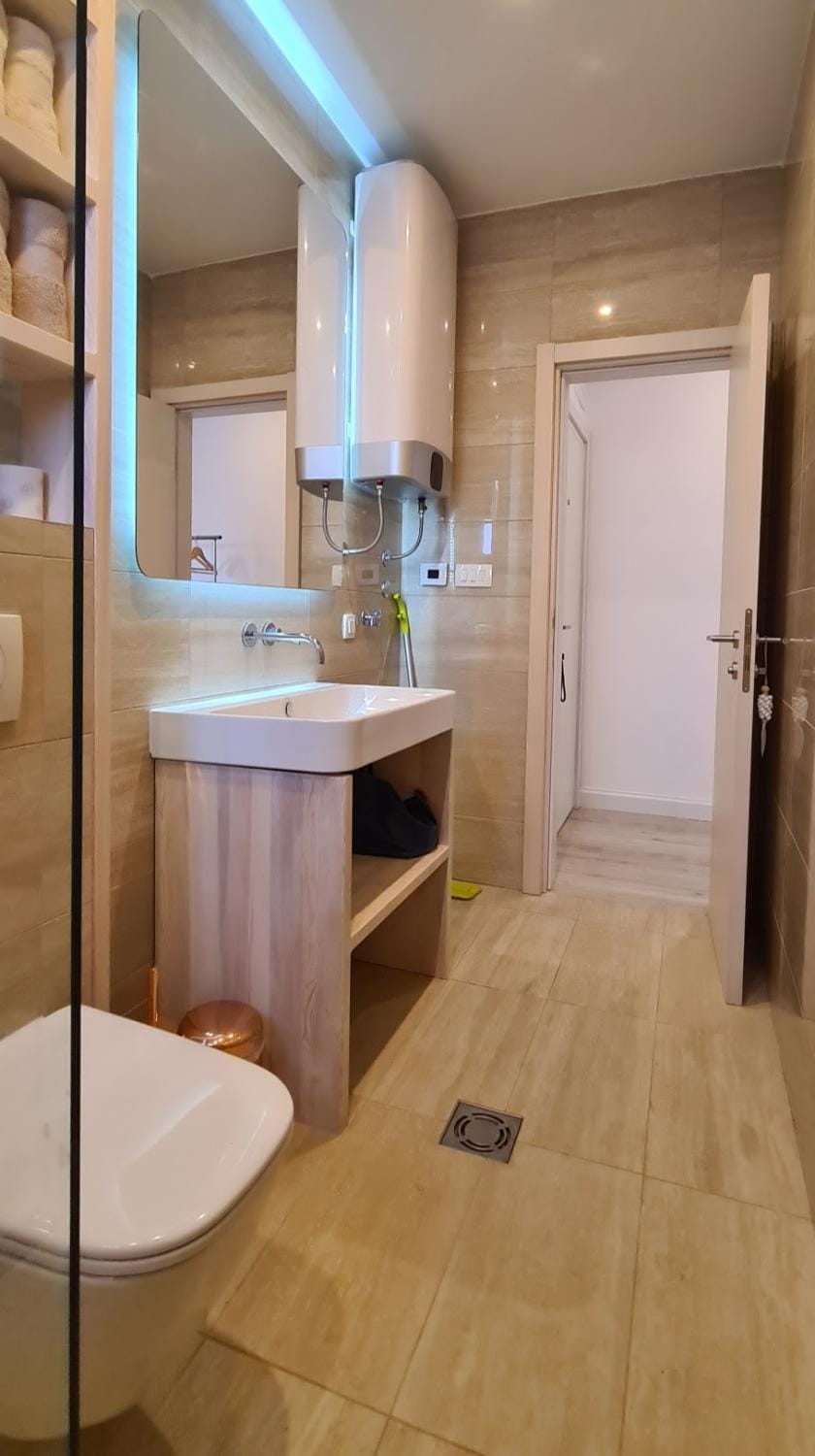Shower, Bathroom
