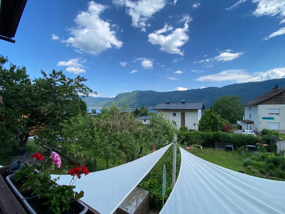 Garden, Garden view, Lake view, Mountain view