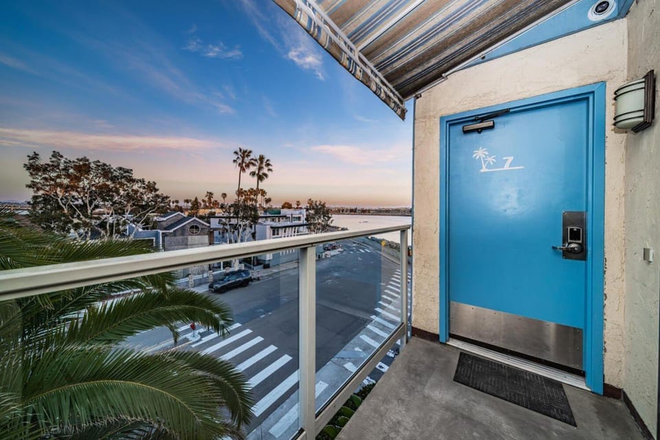 Ocean Vista Penthouse 1 House in Mission Beach
