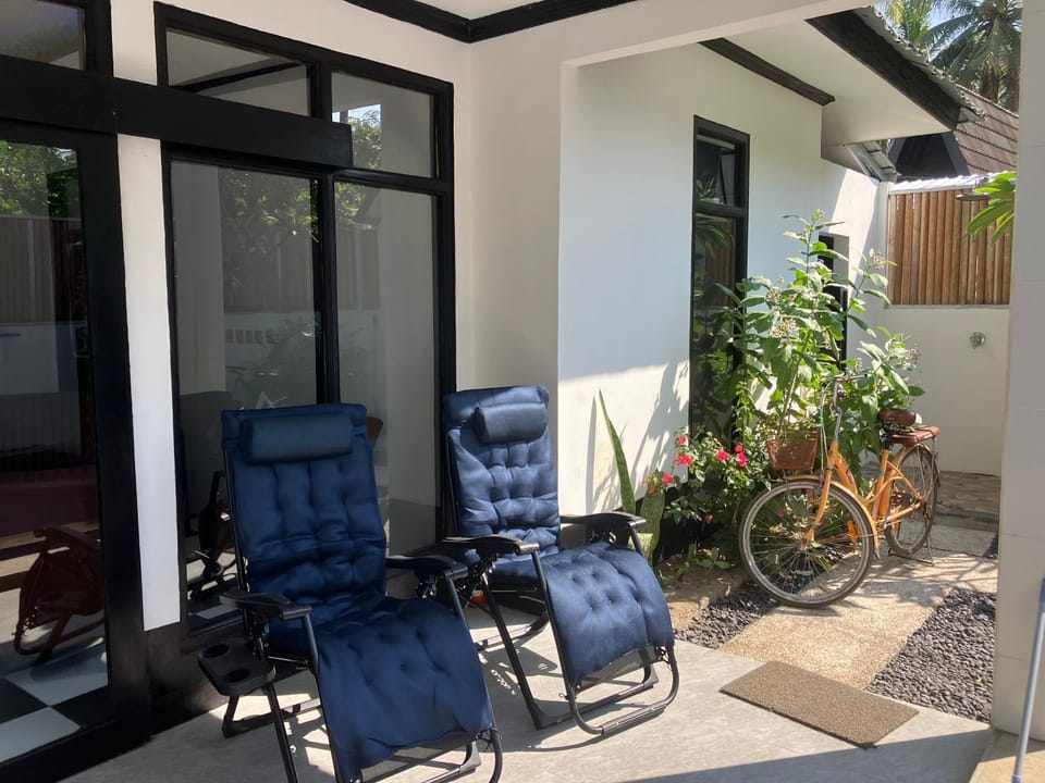 Garden, Seating area
