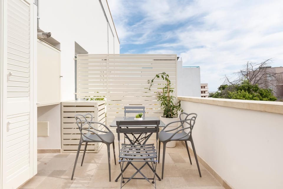 Patio, View (from property/room), Balcony/Terrace