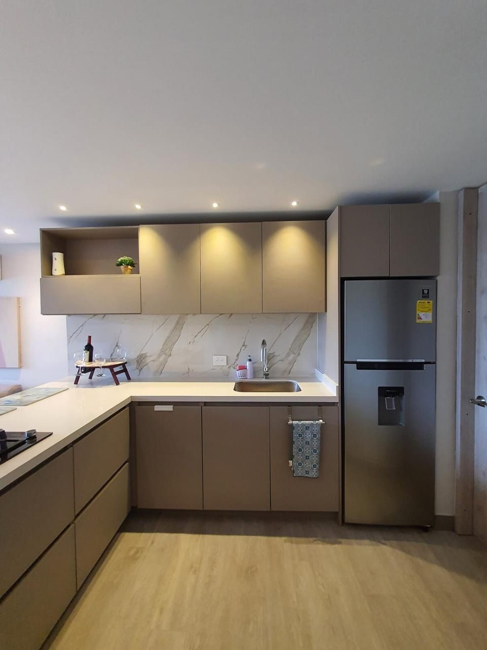 Kitchen or kitchenette
