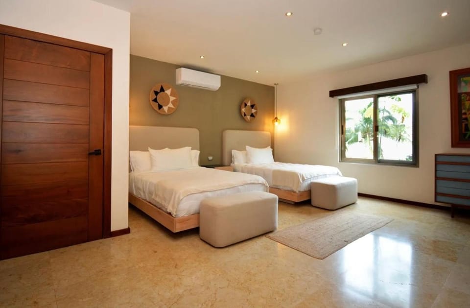Villa Steps to Beach with Staff in Playa Villa in Playa del Carmen