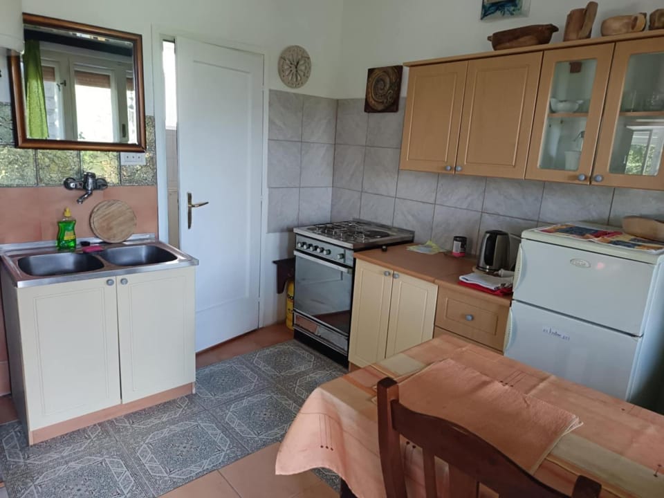 Museum Apriilija Apartment in Slovenia