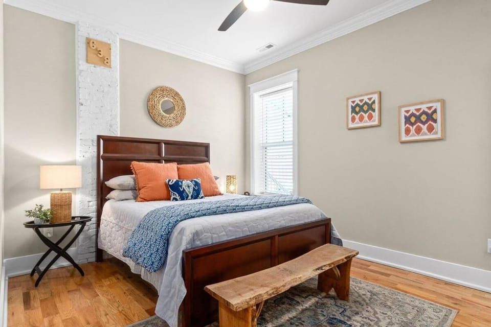 Unit #5 638 Madison St House in Clarksville