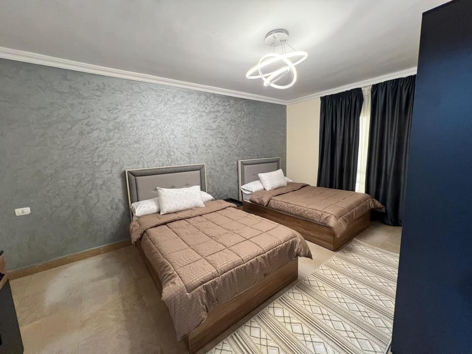 شقه فندقيه بالمهندسين Apartment in Egypt