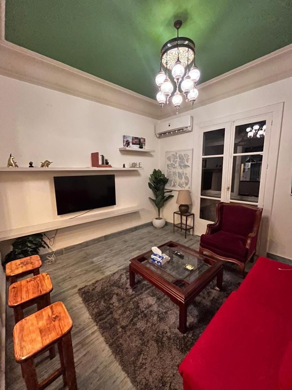 Zamalek central 1BR Apartment in Cairo