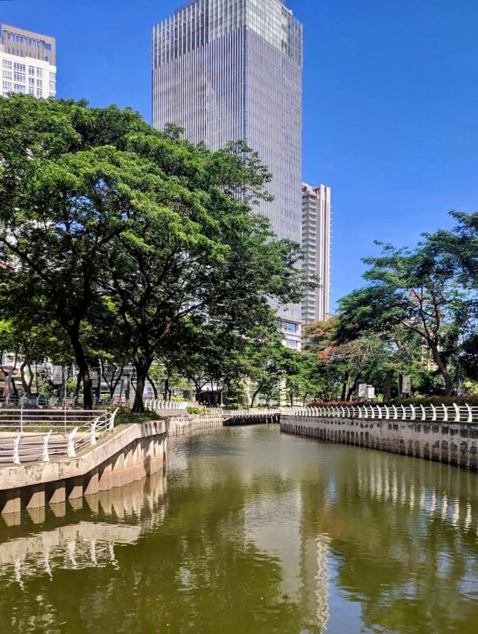 Nearby landmark, Natural landscape, Garden view, Lake view, River view, Quiet street view