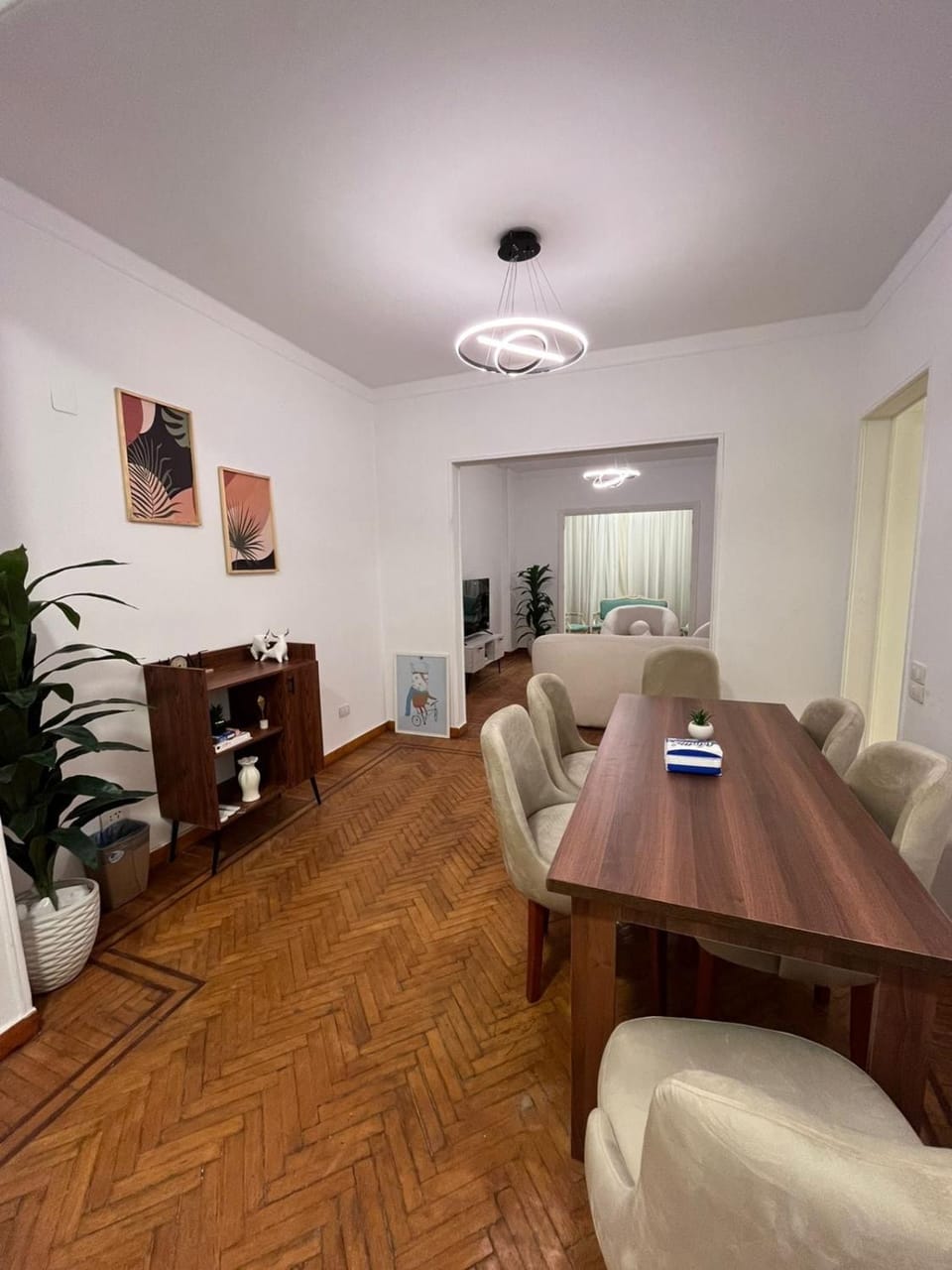 Zamalek 3BR affordable Apartment in Cairo