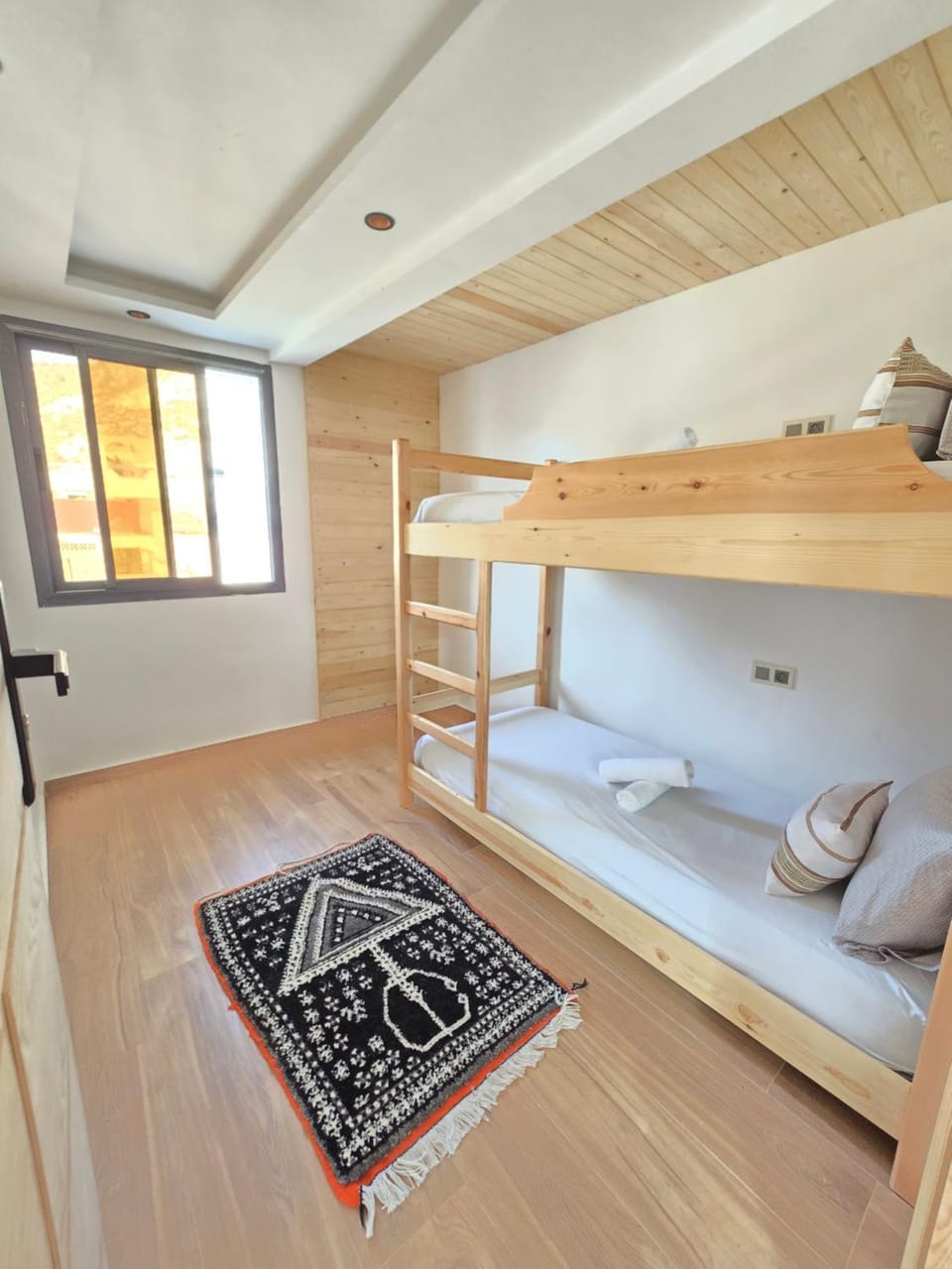Open waves surf house Bed and Breakfast in Agadir