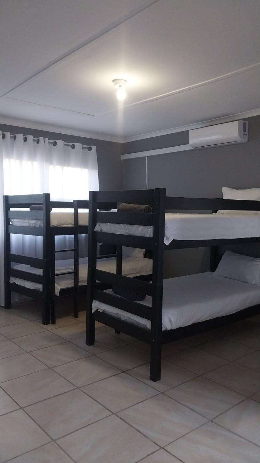 Photo of the whole room, bunk bed