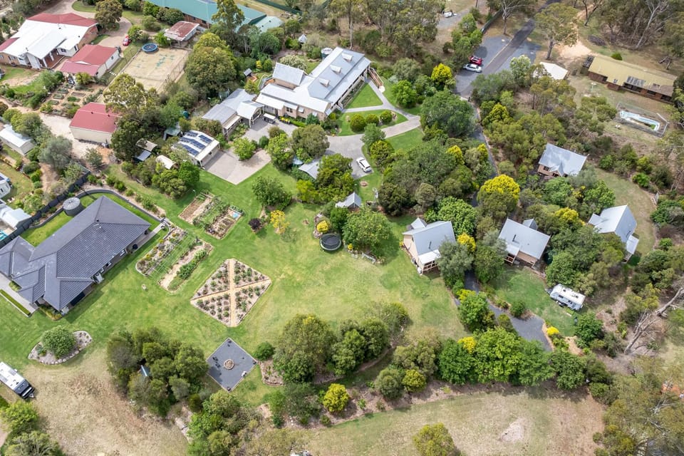 Glenrose Cottages Country House in Warwick