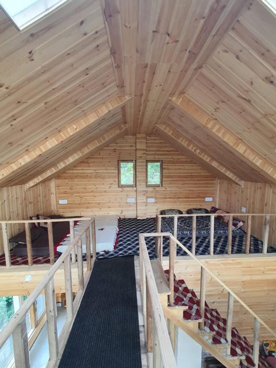 Wooden Duplex Cottage in Orchard Sainj Valley Stay House in Himachal Pradesh