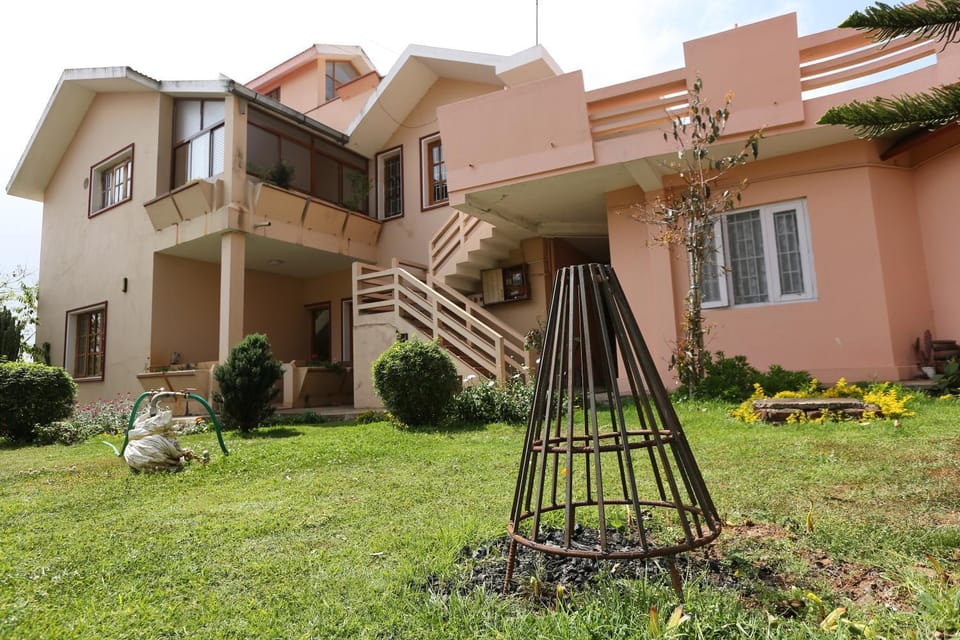 Property building, Garden