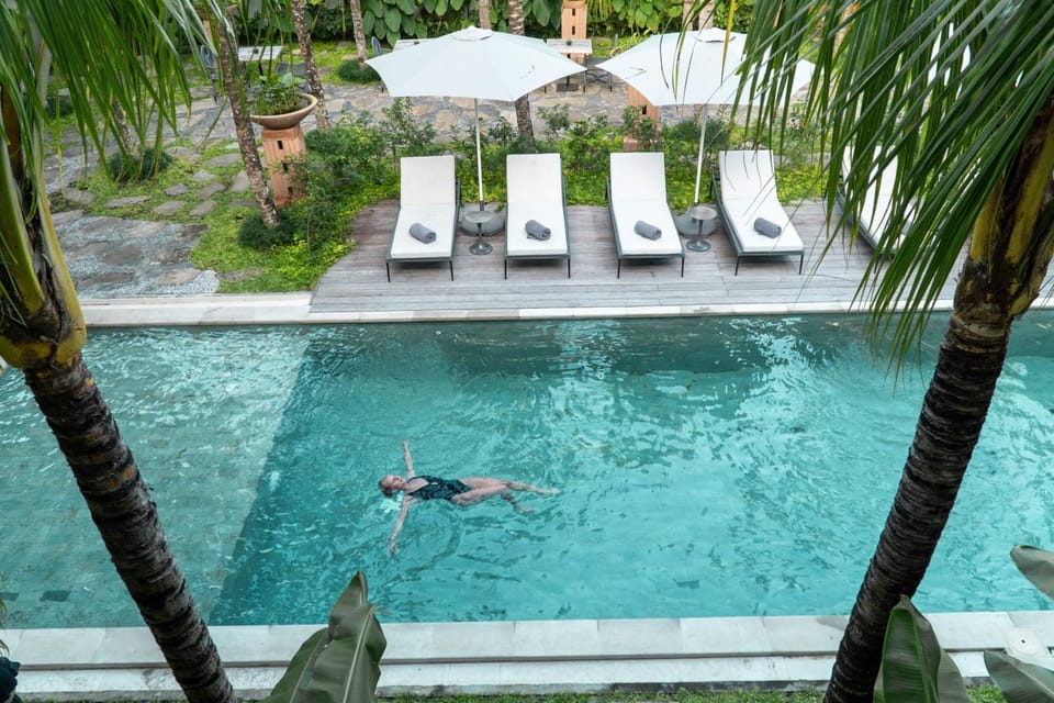 Pool view, Swimming pool