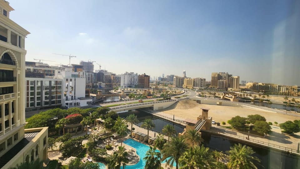 Blue Ocean Holiday Homes - Palazzo Versace Apartment in Dubai