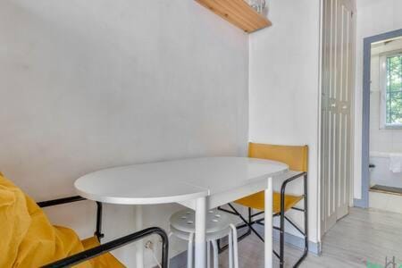 Faubourg Du Temple 2 - CI - Pleasant, light-filled Parisian studio - 2p Apartment in Paris