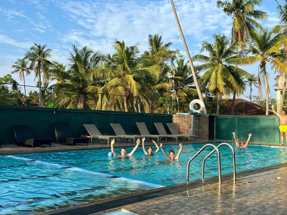Swimming pool