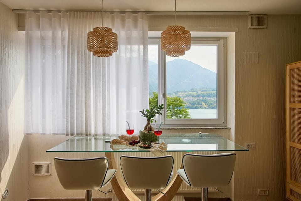 Yasumi di TSS' - Special Couple's Getaway Apartment in Trentino-South Tyrol