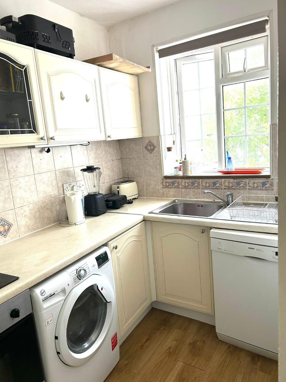 Albis Family Flat Apartment in London Borough of Camden