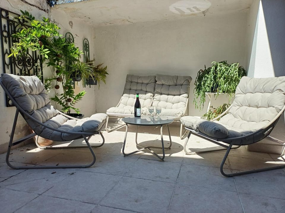 Patio, Seating area, Inner courtyard view, sunbed