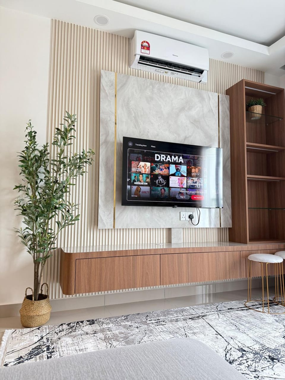 The Cozy Nest Luxury apartment JB 10 pax Apartment in Johor Bahru