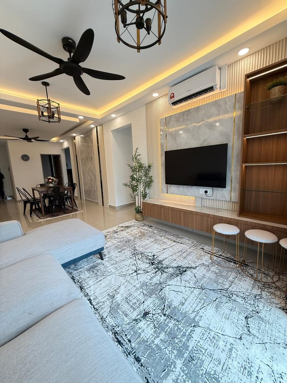 The Cozy Nest Luxury apartment JB 10 pax Apartment in Johor Bahru