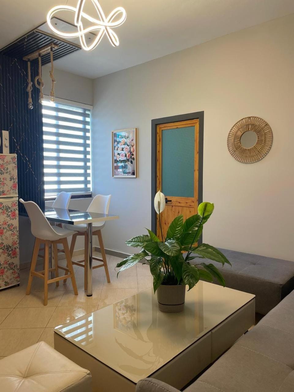 Kitchen or kitchenette, Living room, Dining area