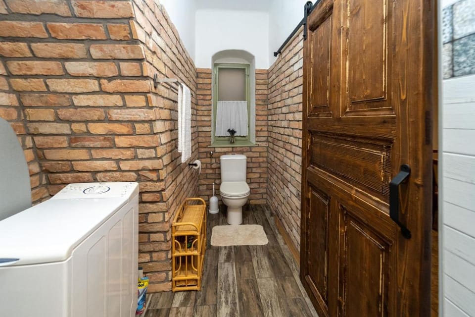Vénhegyi Levendula Vendégház Mór Apartment in Hungary