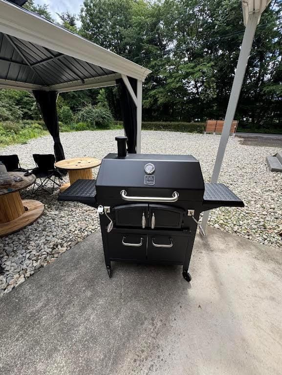 BBQ facilities, Garden, Balcony/Terrace