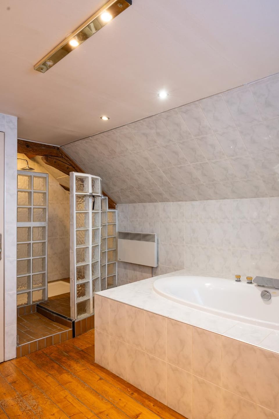 Bathroom, Bath