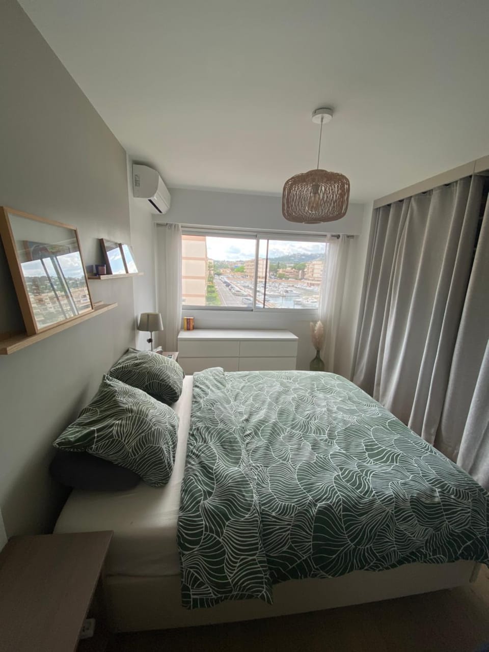 Location appartement Mandelieu, piscines privées, garage, proche des plages Apartment in Mandelieu-La Napoule