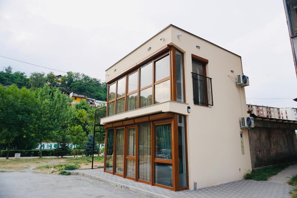 Property building, Day