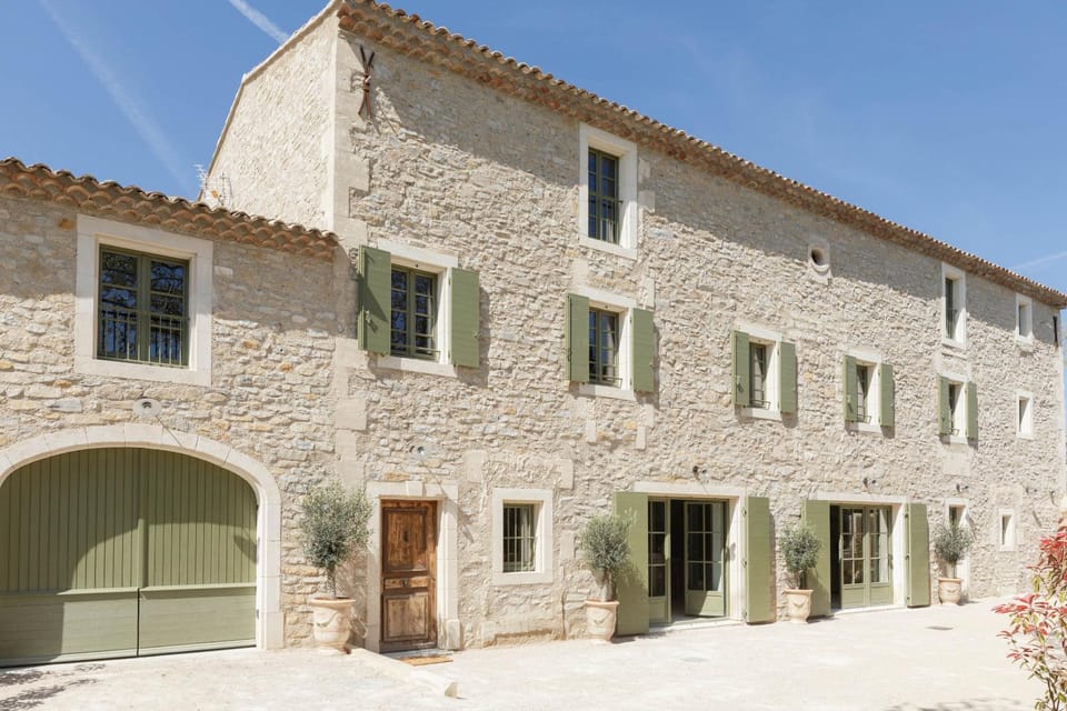 Property building, Quiet street view, Inner courtyard view